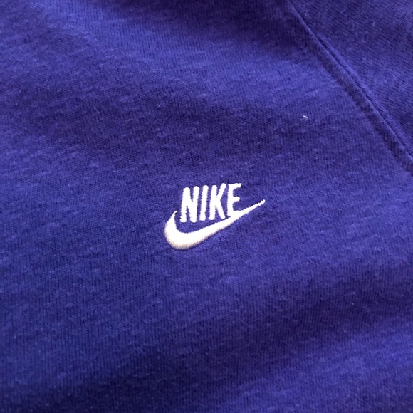 Purple Nike sweatshirt - Picture 2 of 3
